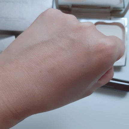 シルキー フィット/COVERMARK/パウダーファンデーションを使ったクチコミ(8枚目)