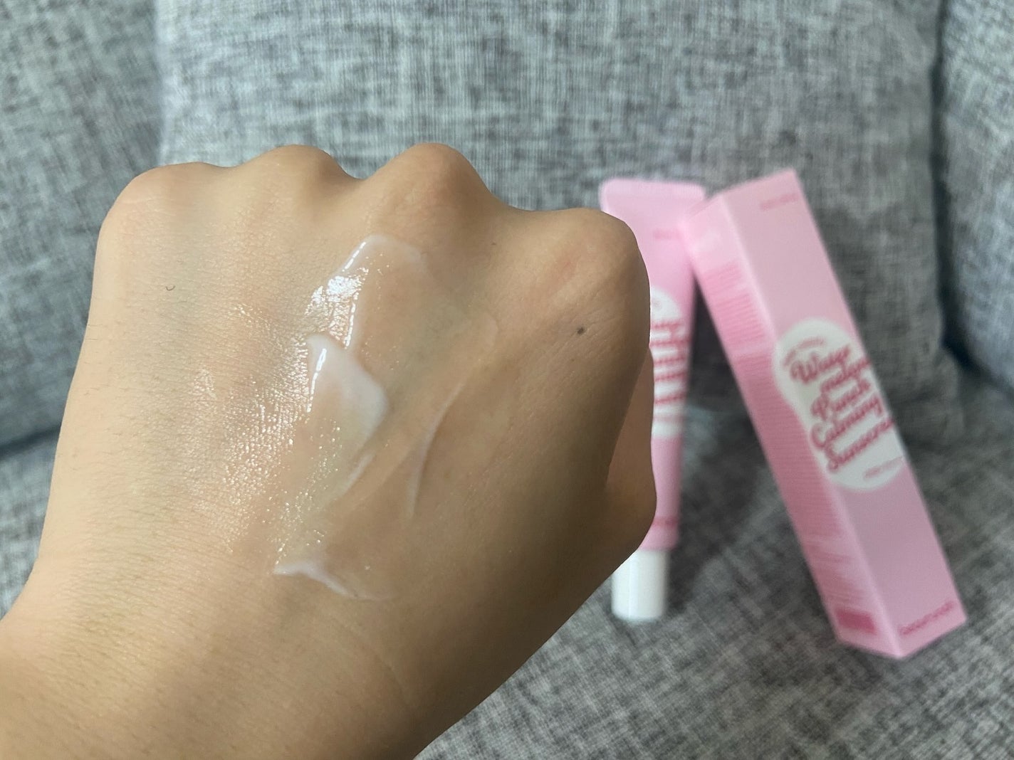 ウォーターメロン パンチ カミング サンスクリーン / スイカサンクリーム / SPF 50+ PA++++  /ビューランチ/日焼け止めクリームを使ったクチコミ(6枚目)