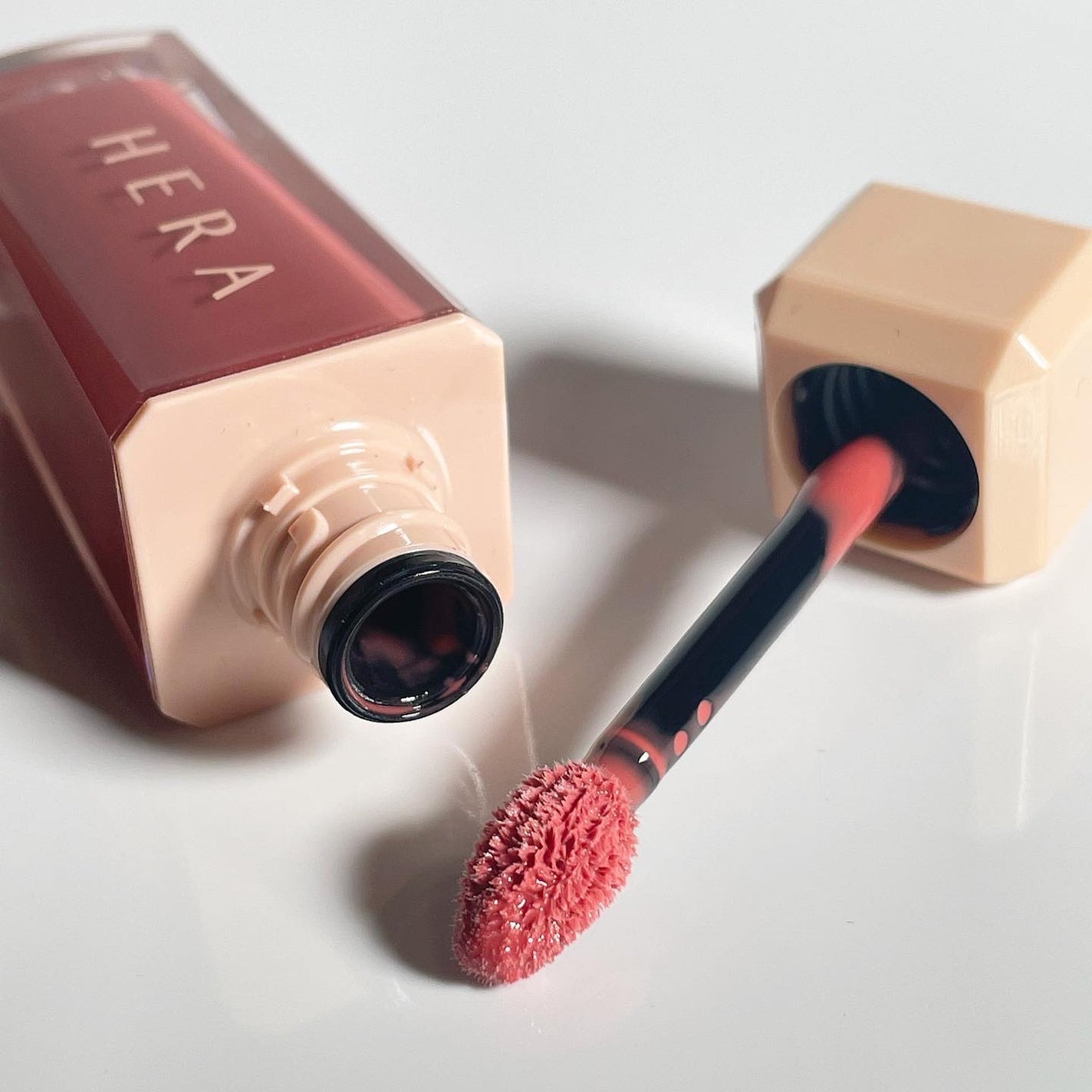 センシュアルスパイシーヌードグロス/HERA/リップグロスを使ったクチコミ(3枚目)