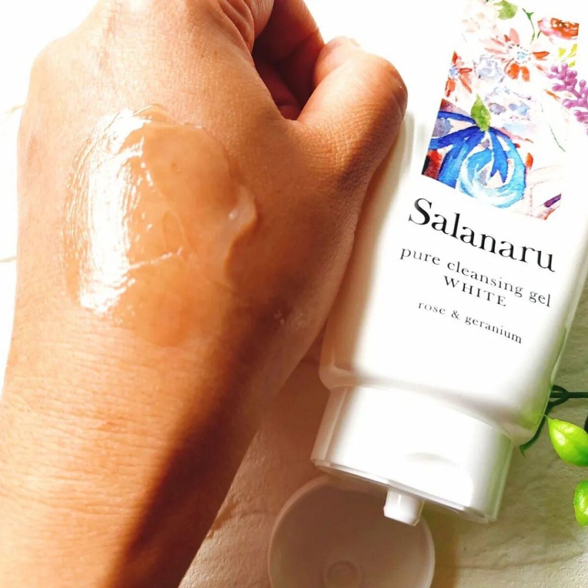 きゃな on LIPS 「Salanaru(サラナル)ピュアクレンジングジェルホワイトを..」(3枚目)
