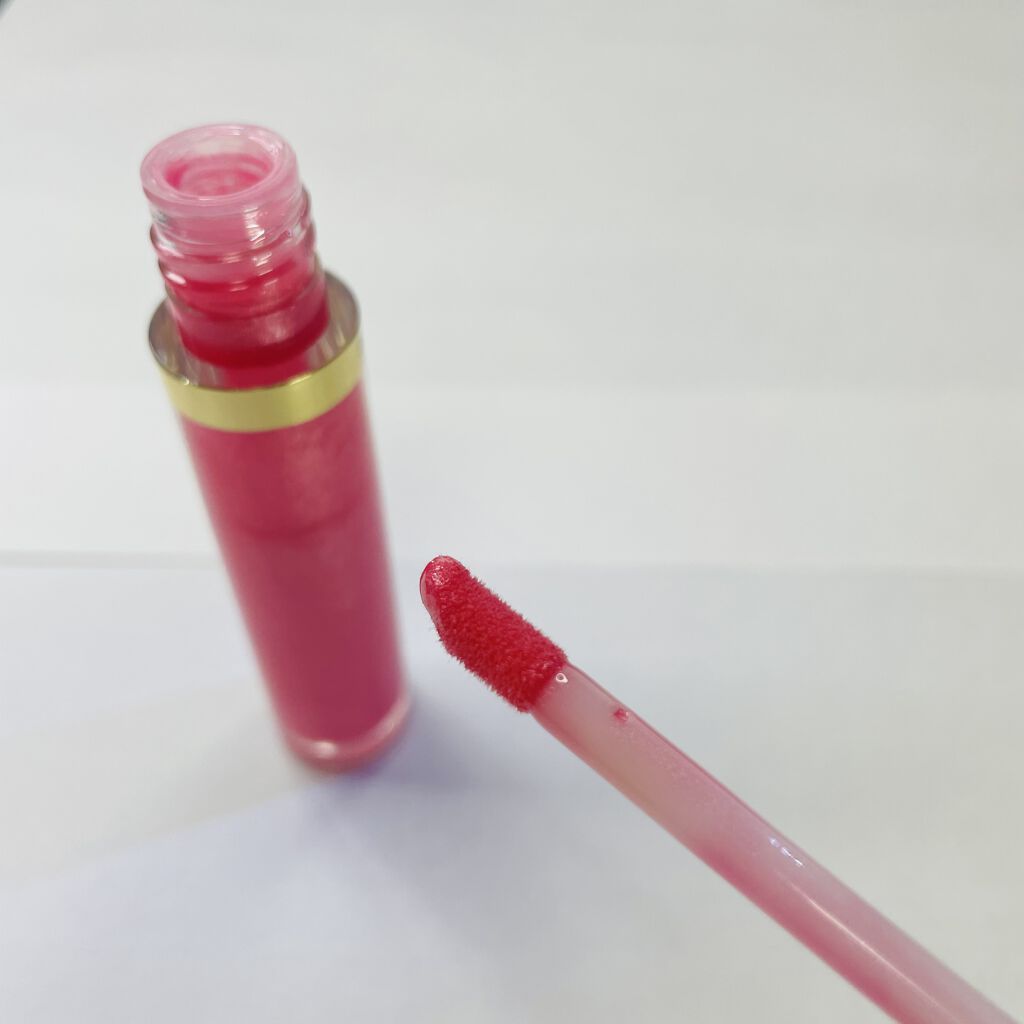 スーパー ラストラス リップグロス/REVLON/リップグロスを使ったクチコミ（2枚目）