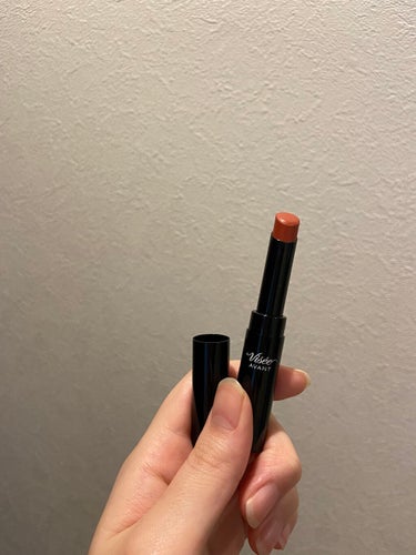 【万能ナチュラルオレンジブラウン🧡🤎】




🌟Visée　ヴィセ アヴァン リップスティック
027  cinnamon



こちらもBeauty  The Bibleで見…(以下省略
今度番組見て欲しくなったのまとめようかな😂



以前も書いたけど番組ではエトヴォスと重ねてて
ツヤ感が増して、オレンジ感強くなりました👏

みんな大好きテラコッタに🙆‍♀️💕


明るすぎて使いにくいリップとかあったら
重ねて使うのアリかも☺️❣️



ツヤ感もあるからそのままだとマスク付くけど
ティッシュオフすれば多少付きにくくなる👌


マロン色みたいな、絶妙なオレンジブラウン
最高です\( ˆoˆ )/💕


スリムなサイズ感も良き！


色展開も多くて選ぶのも楽しいです🥰


の画像 その0