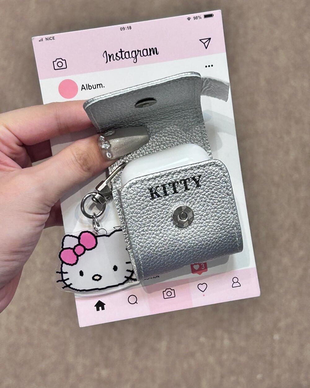 ケース大好きっ子 on LIPS 「SweetandcoolKitty#iPhoneケース#購入品..」(3枚目)