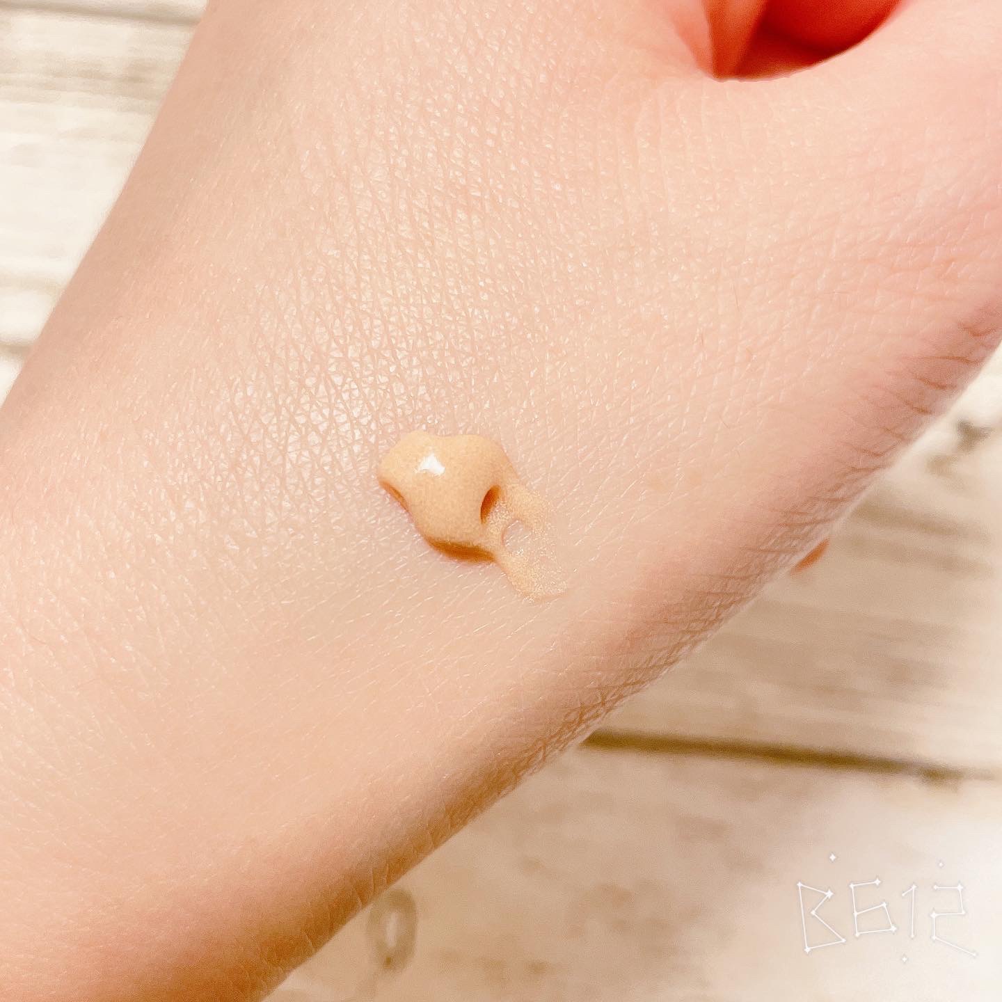 コラーゲンモイスチャースキンベース/illuN/化粧下地を使ったクチコミ（2枚目）