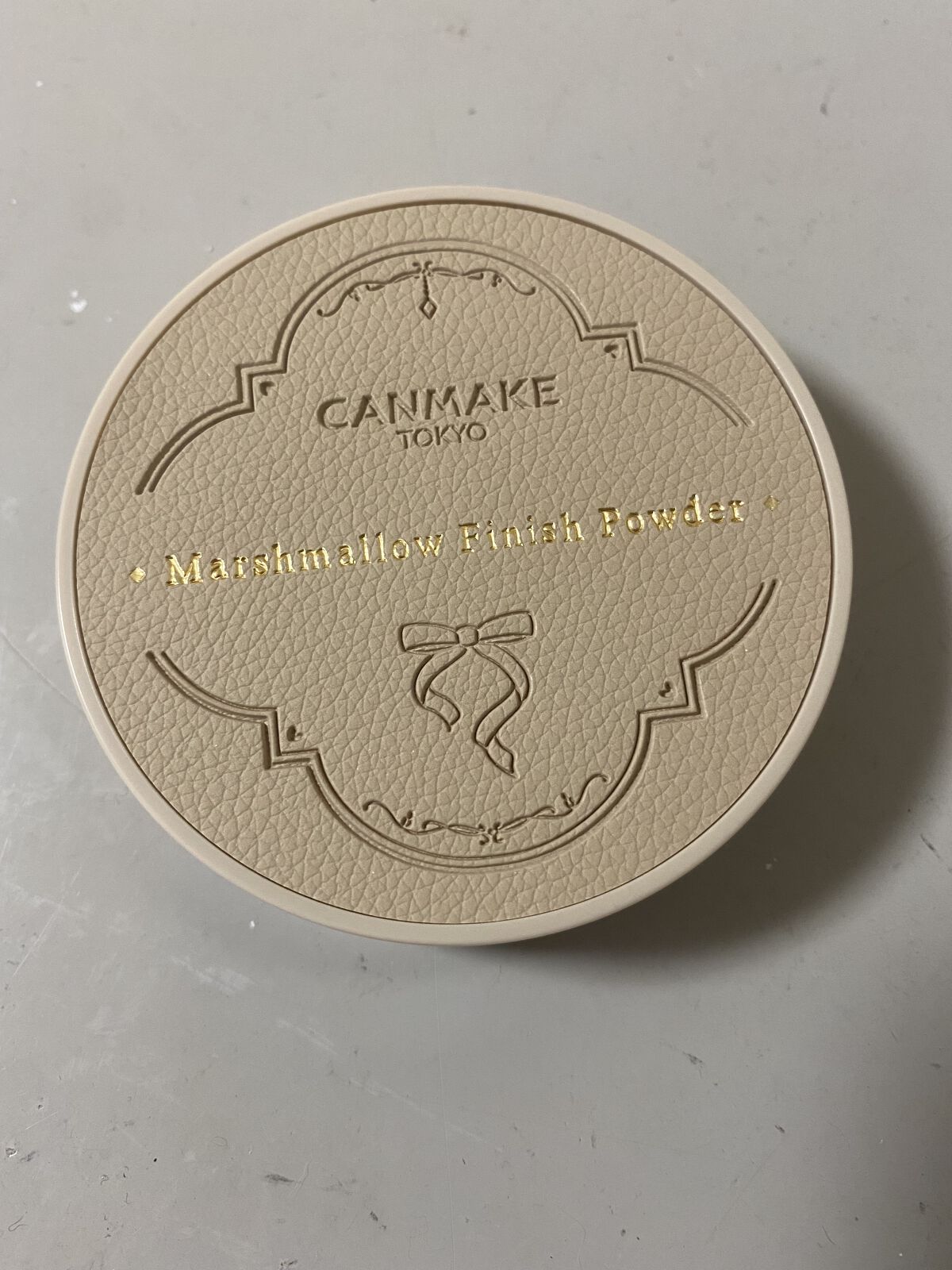 マシュマロフィニッシュパウダー　～Abloom～/キャンメイク/プレストパウダーを使ったクチコミ（1枚目）