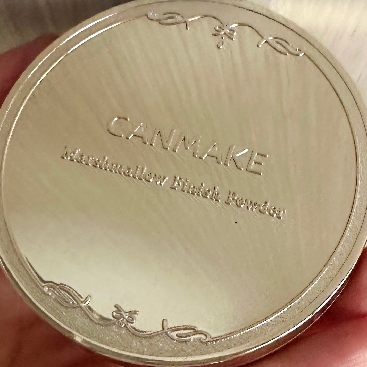 マシュマロフィニッシュパウダー ~Abloom~/キャンメイク/プレストパウダーを使ったクチコミ(2枚目)