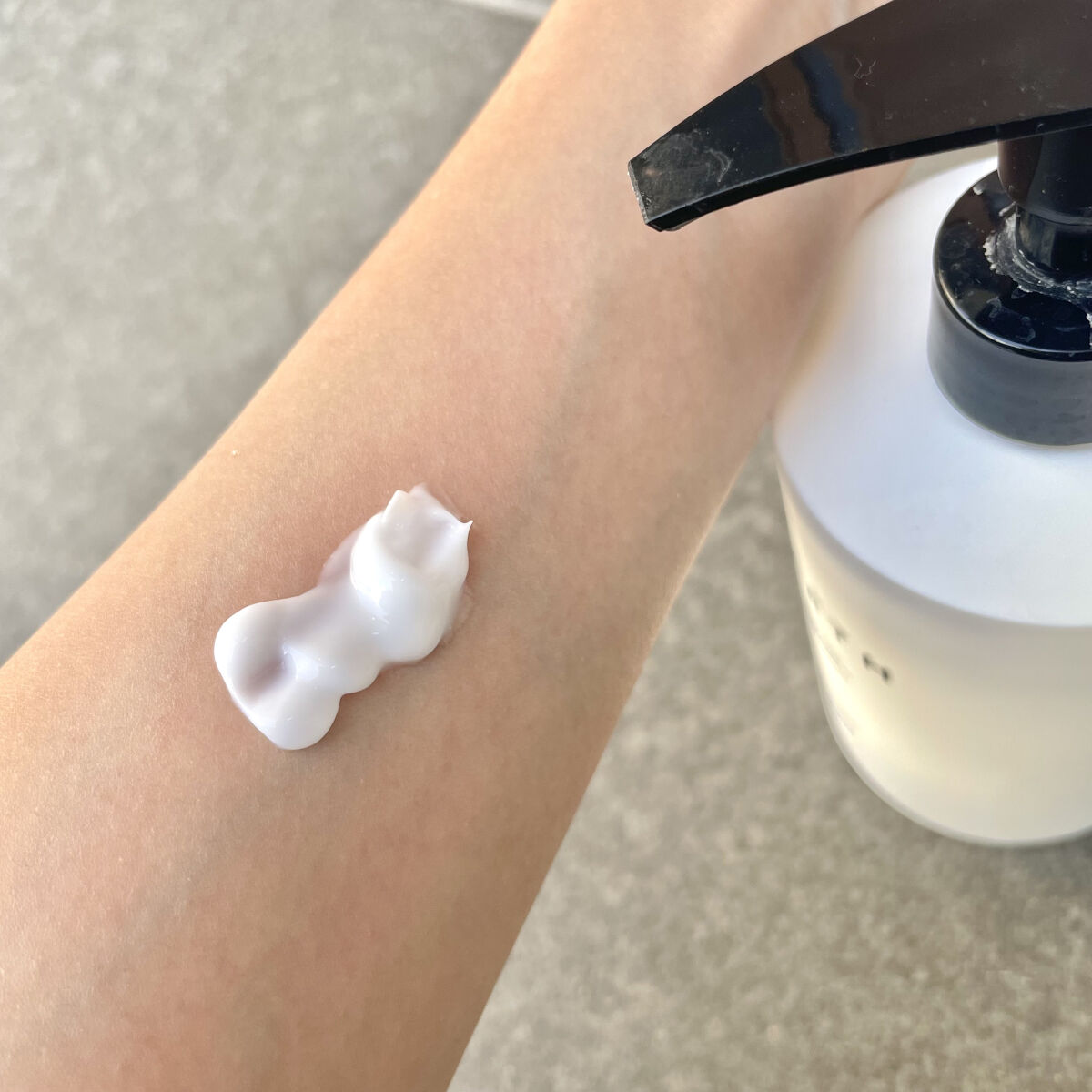 プレミアムボディクリーム at bath time/BARTH/ボディクリームを使ったクチコミ（2枚目）