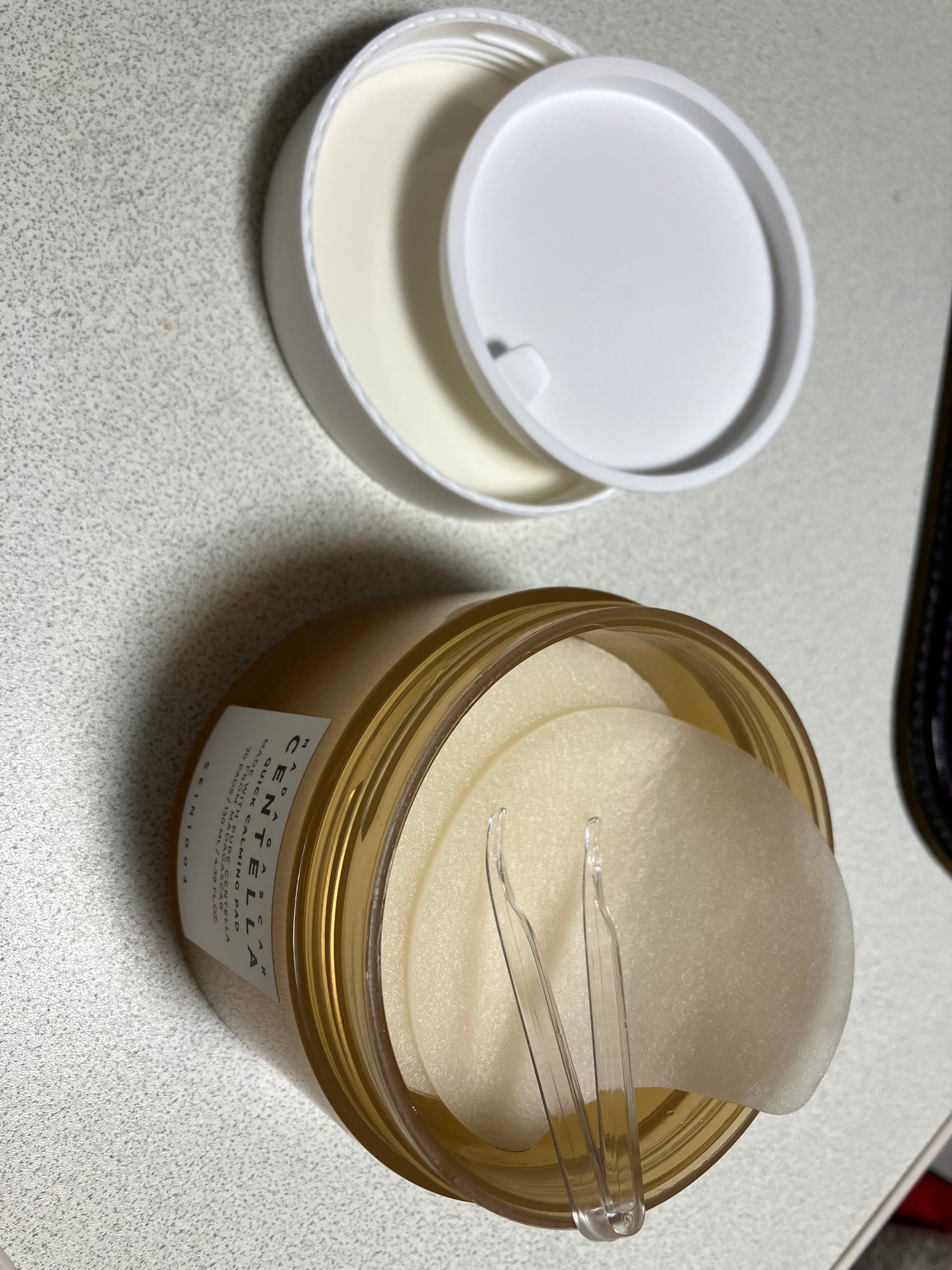 Nori on LIPS 「お風呂上りの顔パックとして使用してみました。美容液で日焼けダメ..」(1枚目)