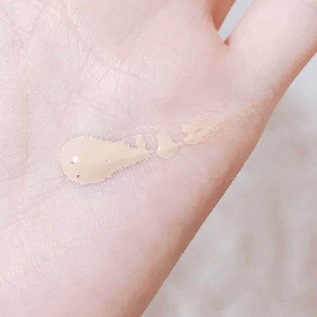 フローレスエシリアル フルイド ファンデーション/THREE/リキッドファンデーションを使ったクチコミ(2枚目)