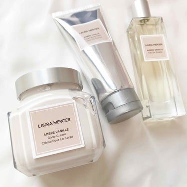 ローラ メルシエ リュクス インダルジェンス アンバーバニラ ボディ トリプレットのクチコミ「・
#lauramercier 
#ローラメルシエ 
#リュクスインダルジェンスアンバー.....」（1枚目）