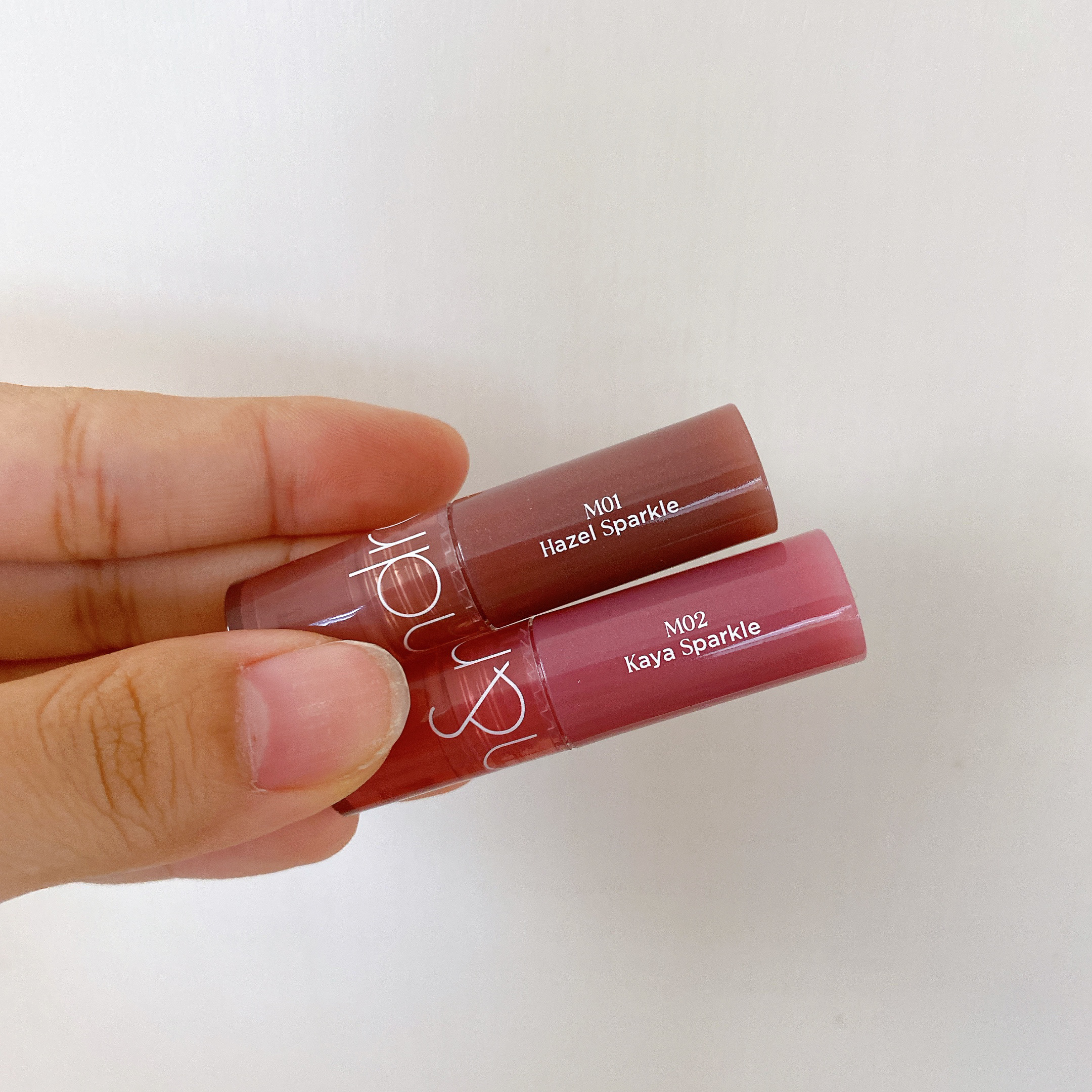 グラスティングカラーグロス/rom&nd/リップグロスを使ったクチコミ（2枚目）