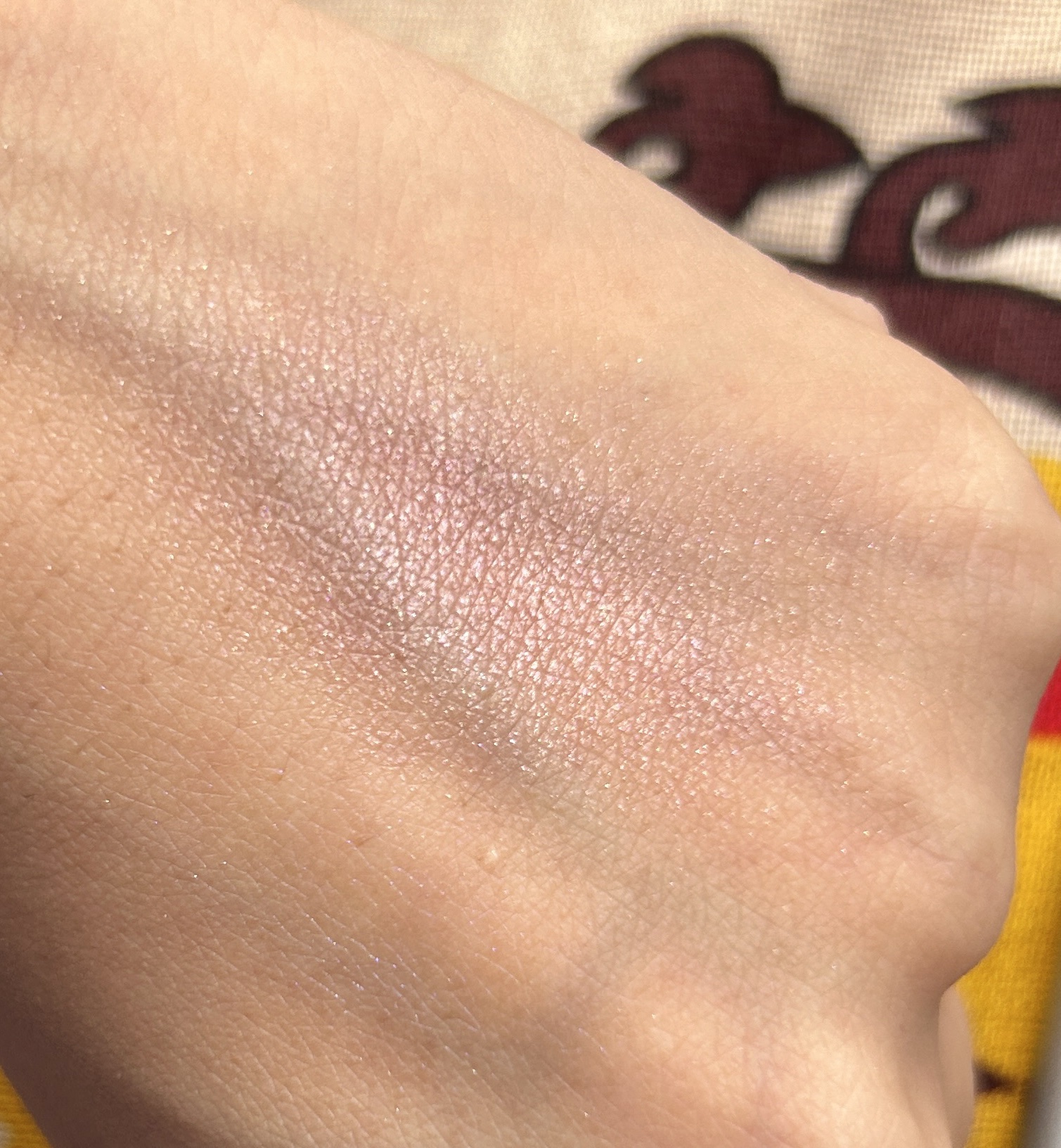 アリュールド シングル アイシャドウ/DAZZSHOP/単色アイシャドウを使ったクチコミ（2枚目）