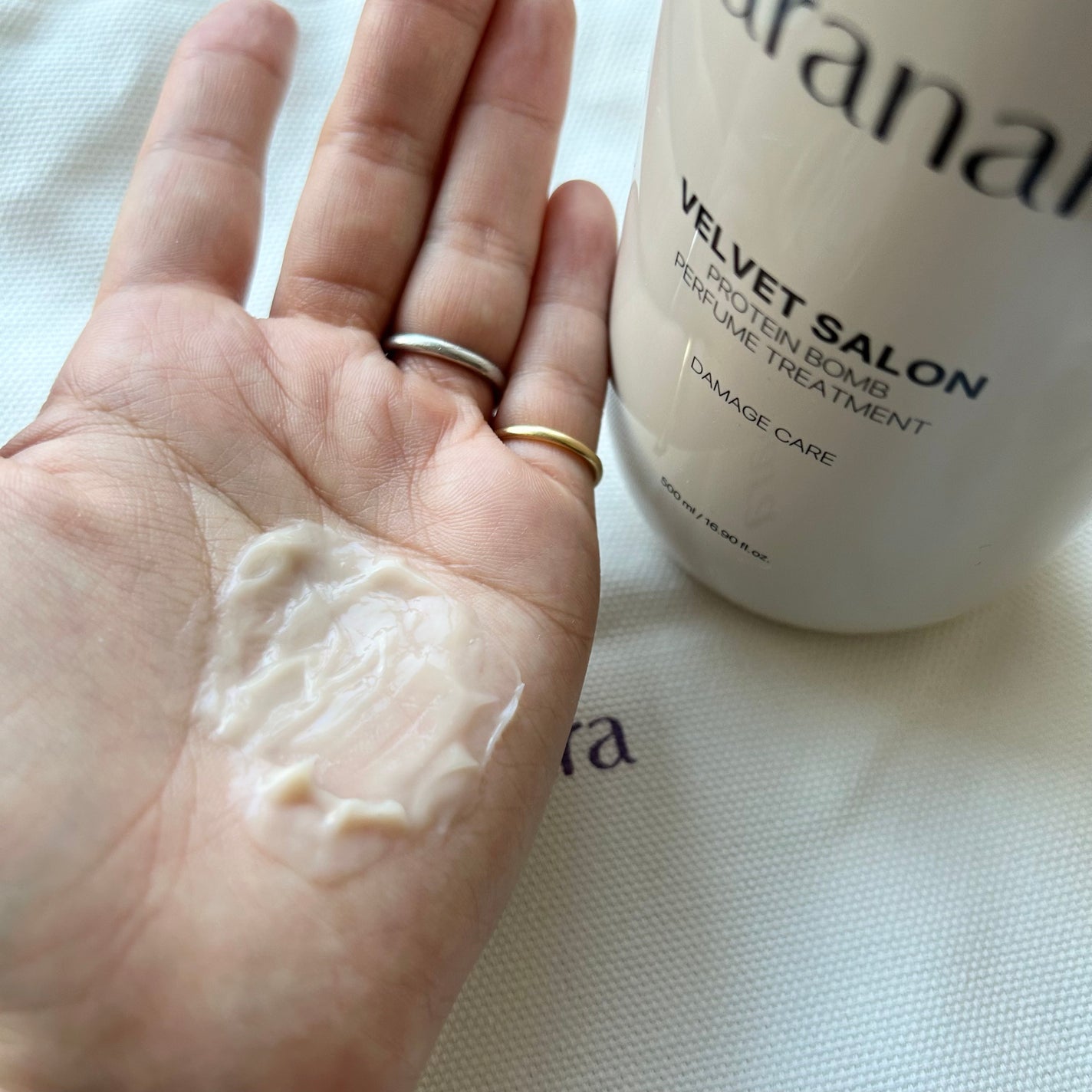 ベルベットサロンプロテインシャンプー/SARANARA/市販シャンプーを使ったクチコミ(3枚目)