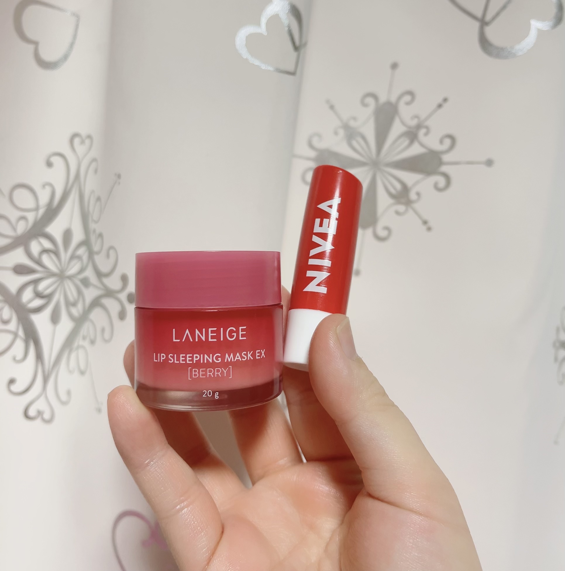 ニベア リップケアシャイン チェリー/NIVEA(海外)/リップクリームを使ったクチコミ（1枚目）