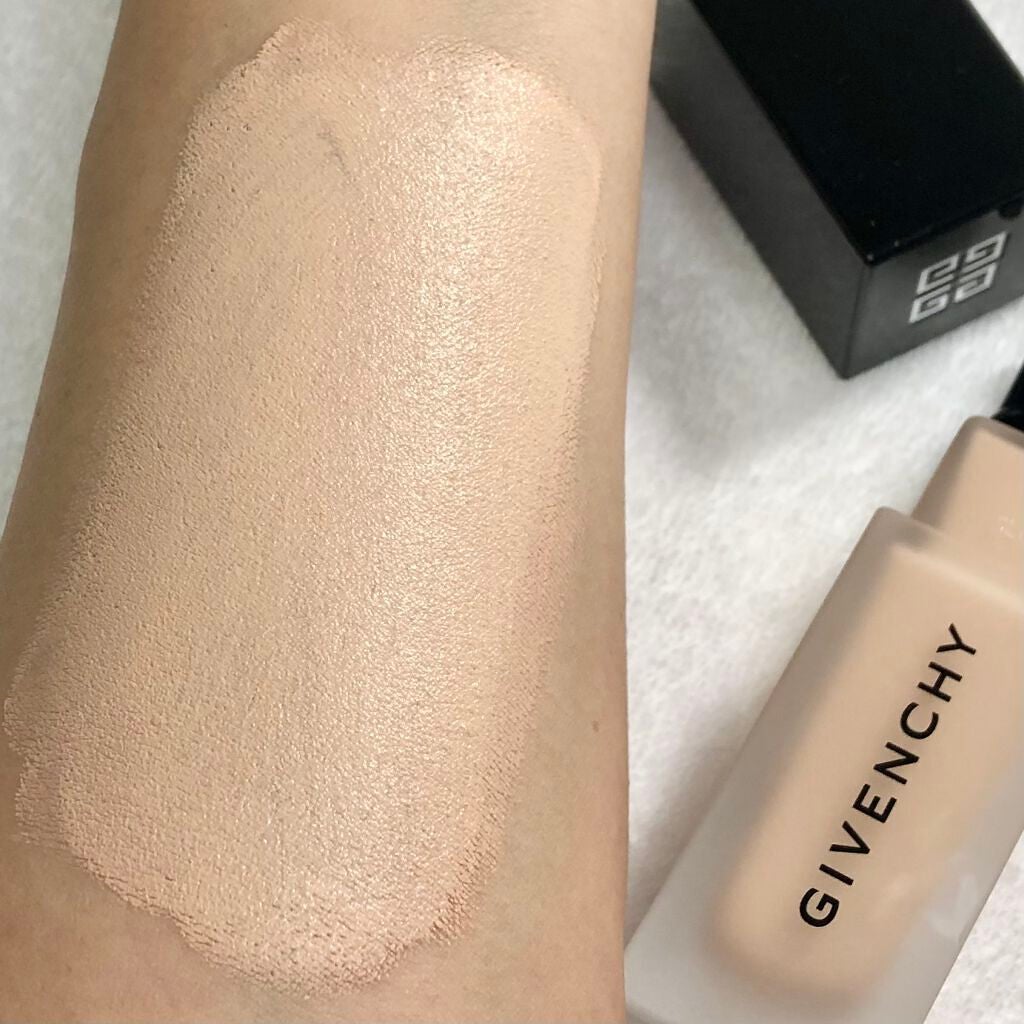 プリズム・リーブル・スキンケアリング・マット/GIVENCHY/リキッドファンデーションを使ったクチコミ(5枚目)