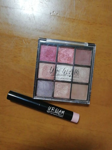 UR GLAM　BLOOMING EYE COLOR PALETTE/U R GLAM/アイシャドウパレットを使ったクチコミ（1枚目）