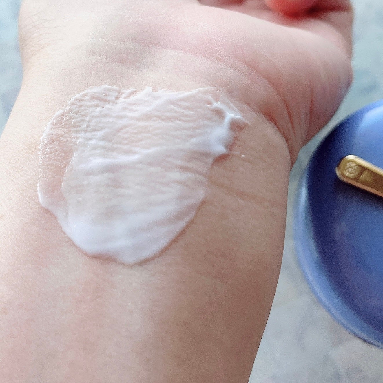 デューイースキン クリーム/タッチャ/フェイスクリームを使ったクチコミ(4枚目)