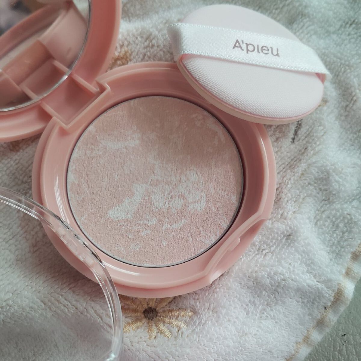 アピュー ジューシーパン ジェリーパウダー/A’pieu/プレストパウダーを使ったクチコミ(1枚目)