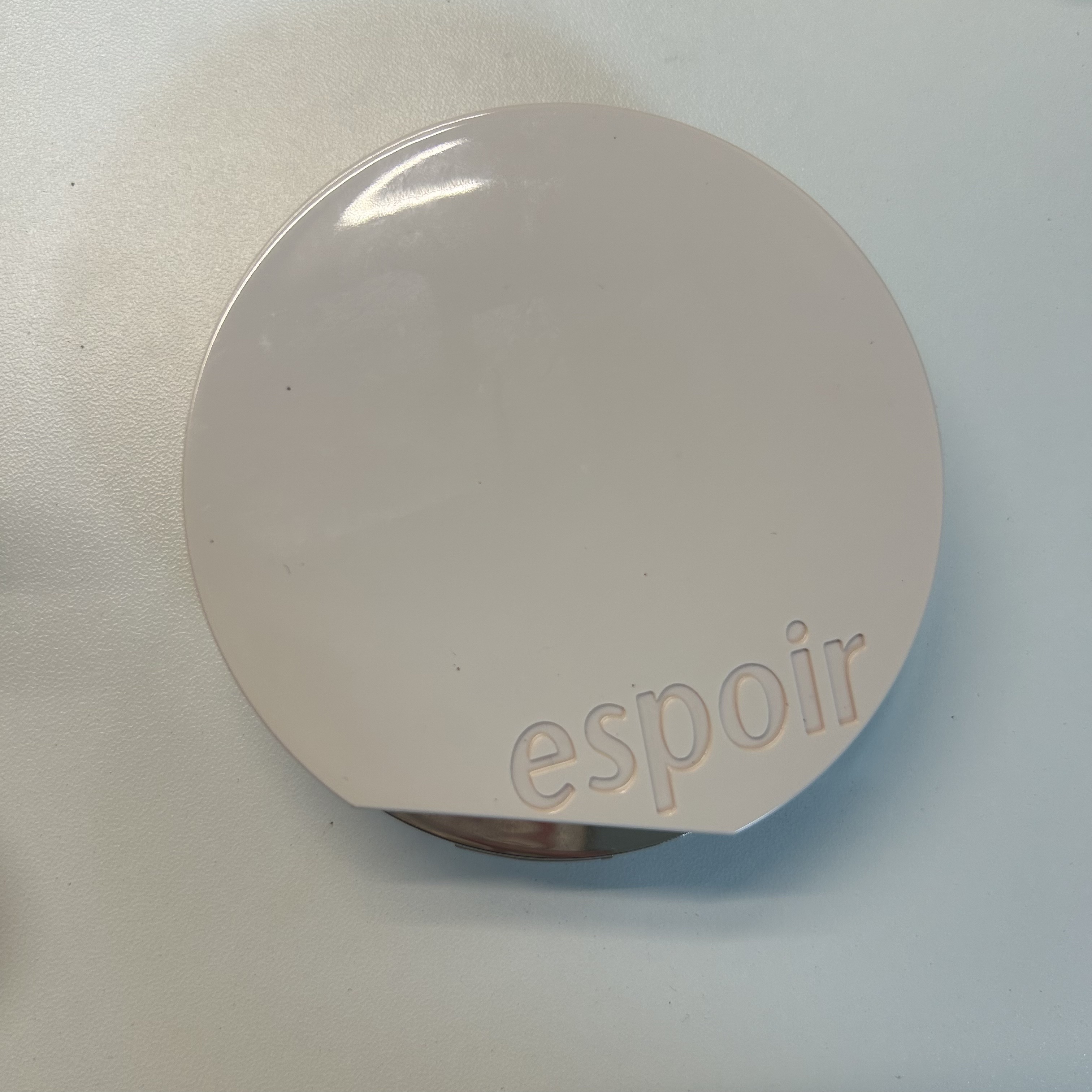 エスポア ビーグロー ボリュームクッション/espoir/クッションファンデーションを使ったクチコミ（1枚目）