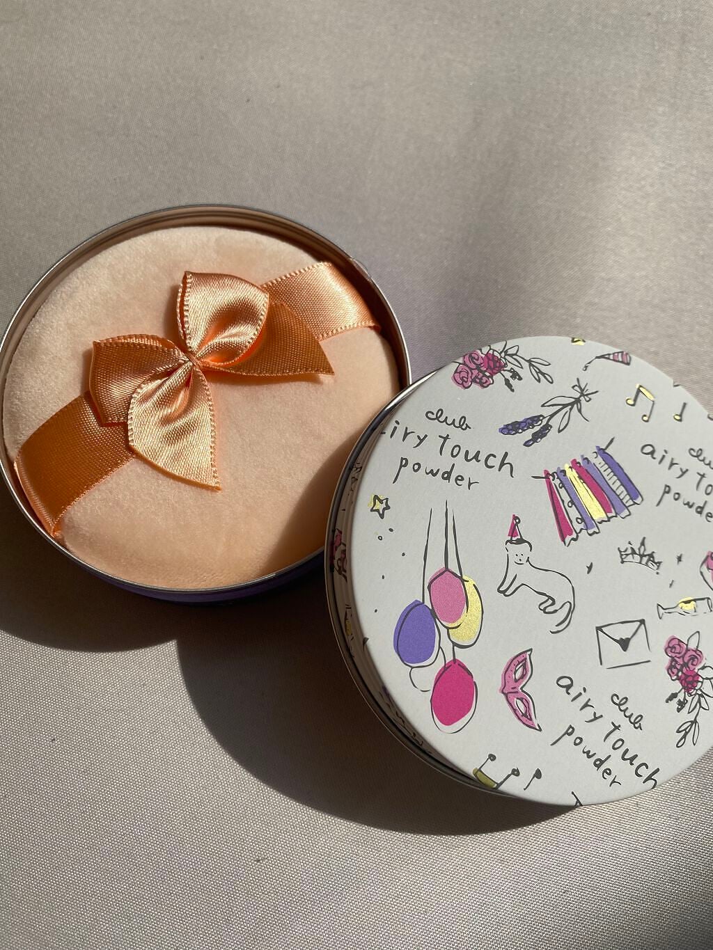 エアリータッチパウダー b/クラブ/プレストパウダーを使ったクチコミ(1枚目)