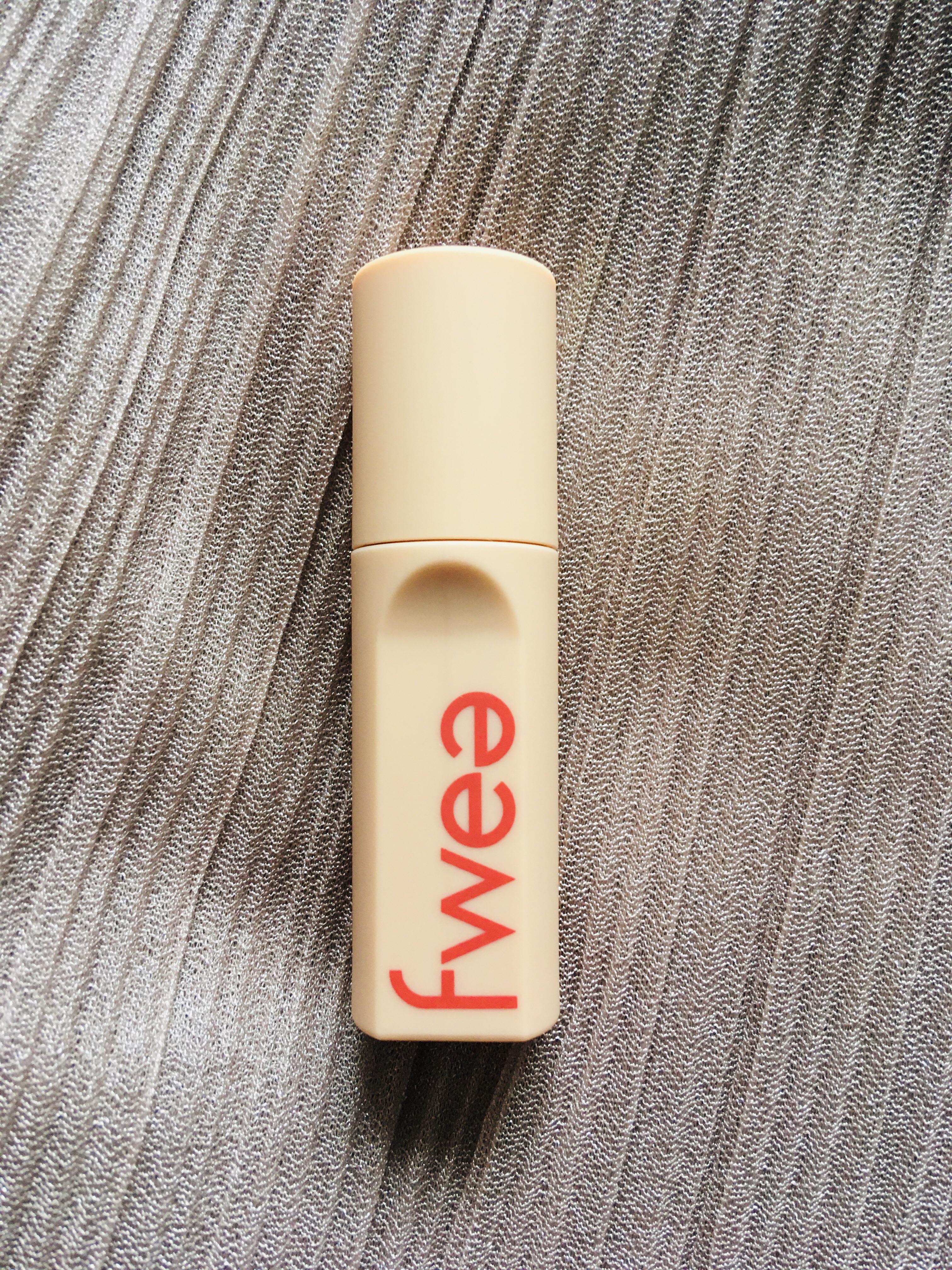 フィーティントスエード 07 アンネームドA/fwee/リップティントを使ったクチコミ（1枚目）