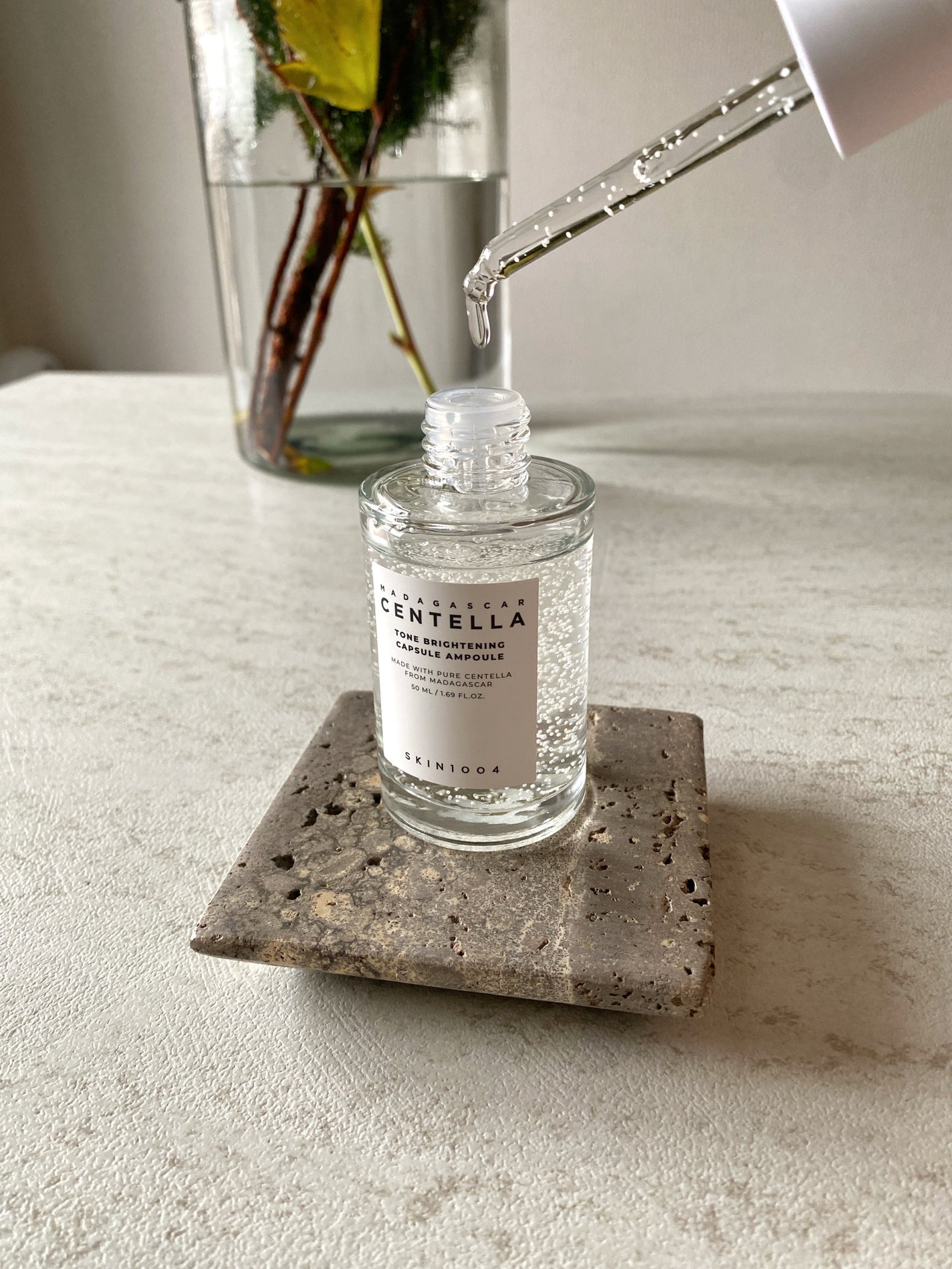 トーンブライトニング カプセルアンプル/SKIN1004/美容液を使ったクチコミ(3枚目)