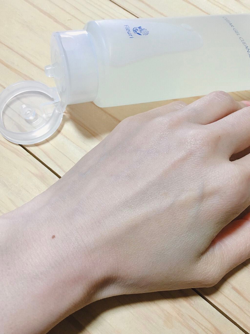 cherry on LIPS 「冬場はバームのクレンジングばかり使っていて、そろそろ重たさを感..」(5枚目)