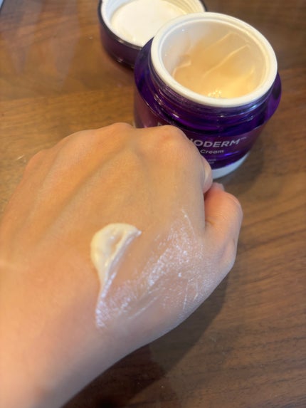 バイオヒールボ プロバイオダーム 3Dリフティングクリーム/BIOHEAL BOH/フェイスクリームを使ったクチコミ(2枚目)