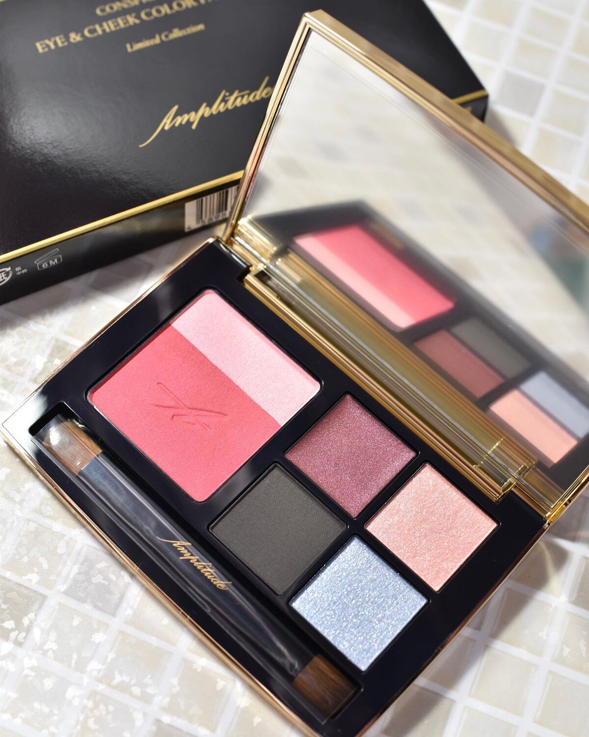 コンスピキュアス アイ＆チークカラーパレット リミテッドコレクション b/Amplitude/アイシャドウパレットを使ったクチコミ（1枚目）
