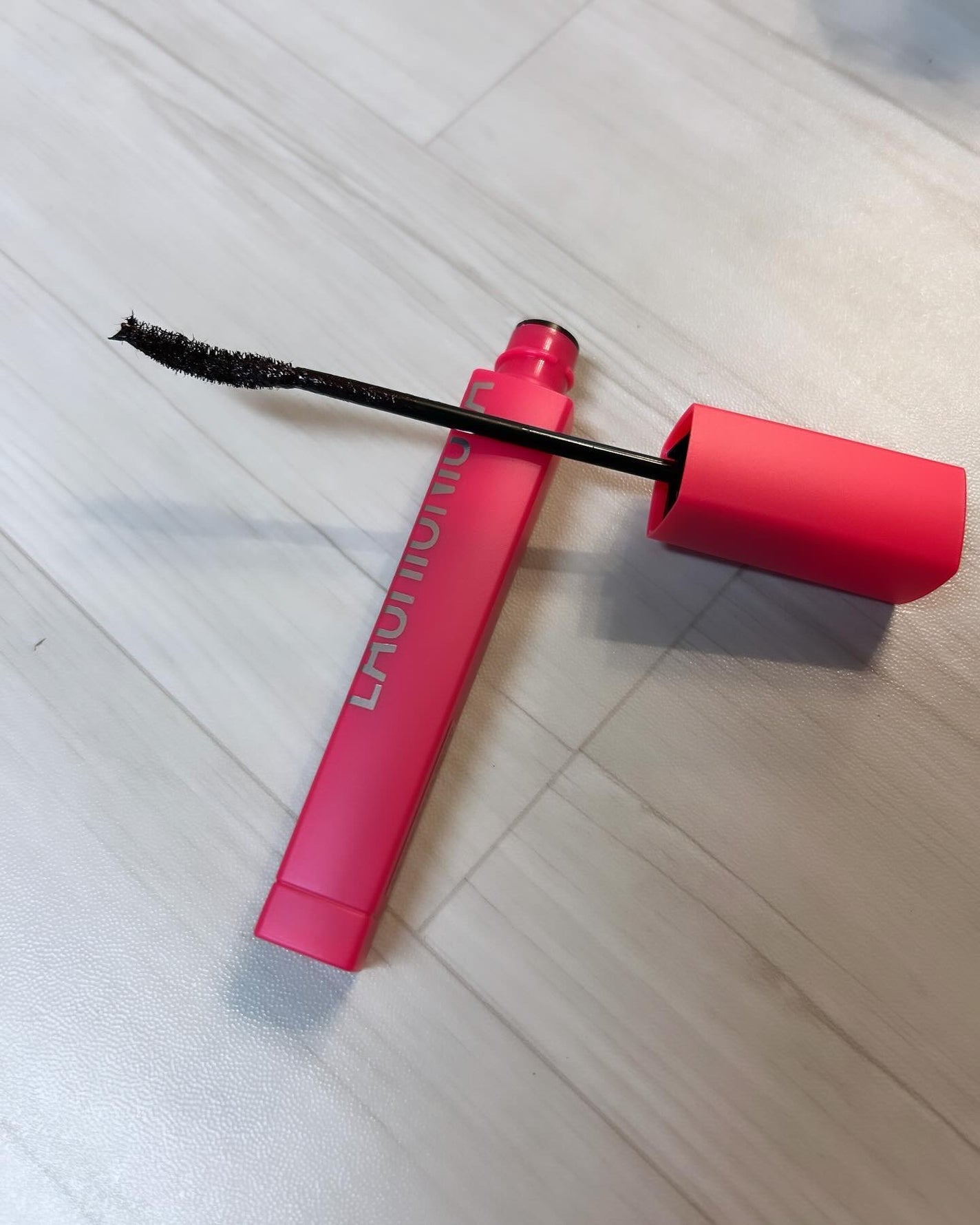 nasumama3 フォロバ100%頑張り中 on LIPS 「メイベリンラッシュニスタN04チェリーブラック手に付けたときは..」(2枚目)