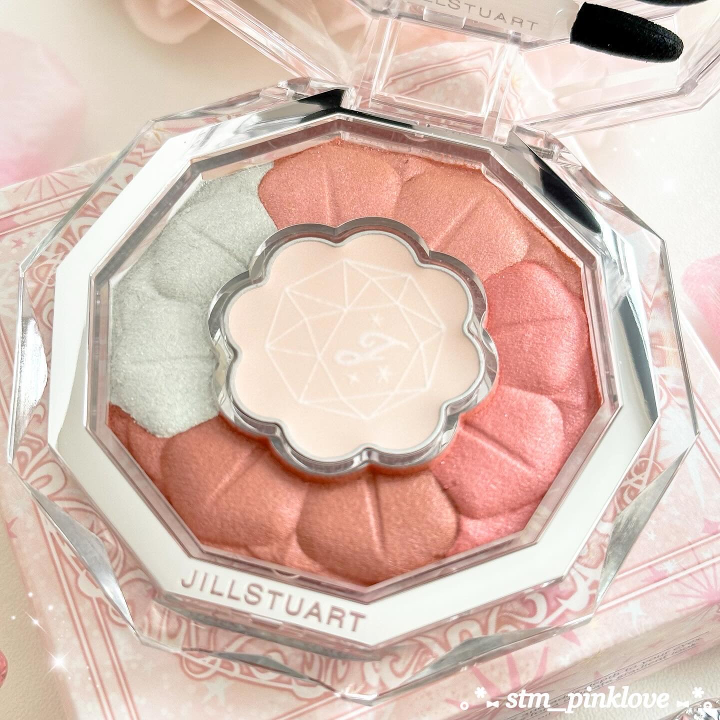 ジルスチュアート　イルミネイティング セラムプライマー/JILL STUART/化粧下地を使ったクチコミ（3枚目）