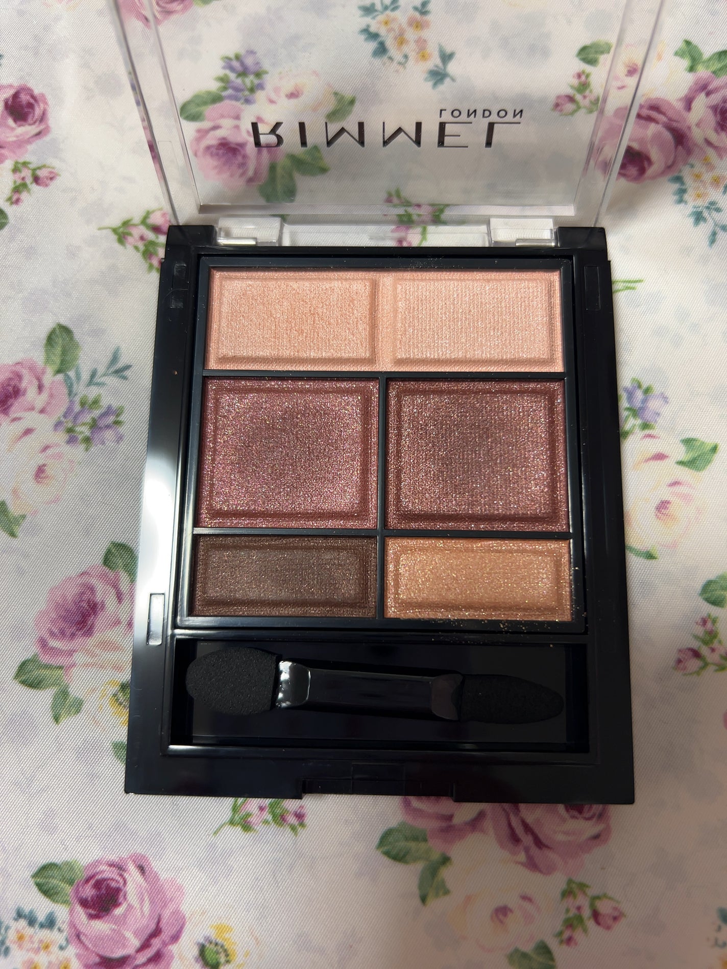 ワンダー スウィート アイシャドウ/リンメル ロンドン/アイシャドウパレットを使ったクチコミ(1枚目)