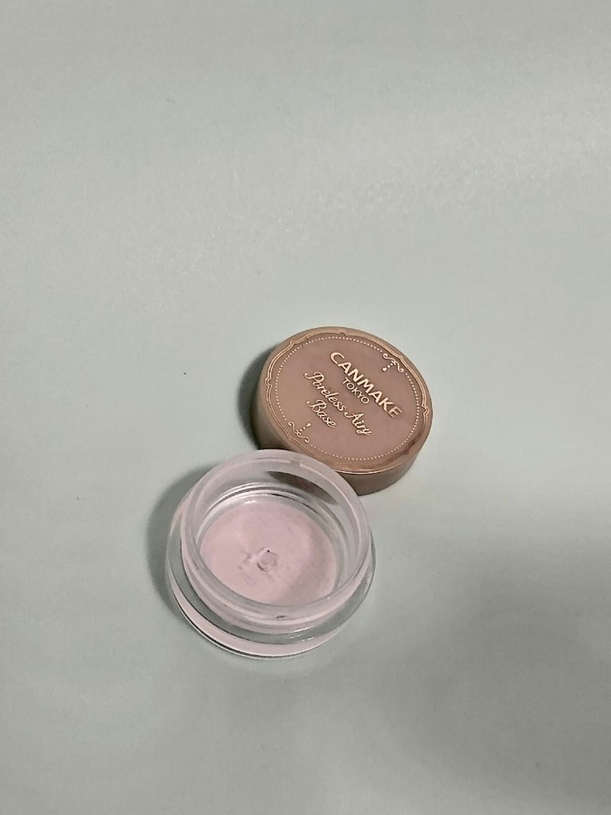 ポアレスエアリーベース/キャンメイク/化粧下地を使ったクチコミ(2枚目)