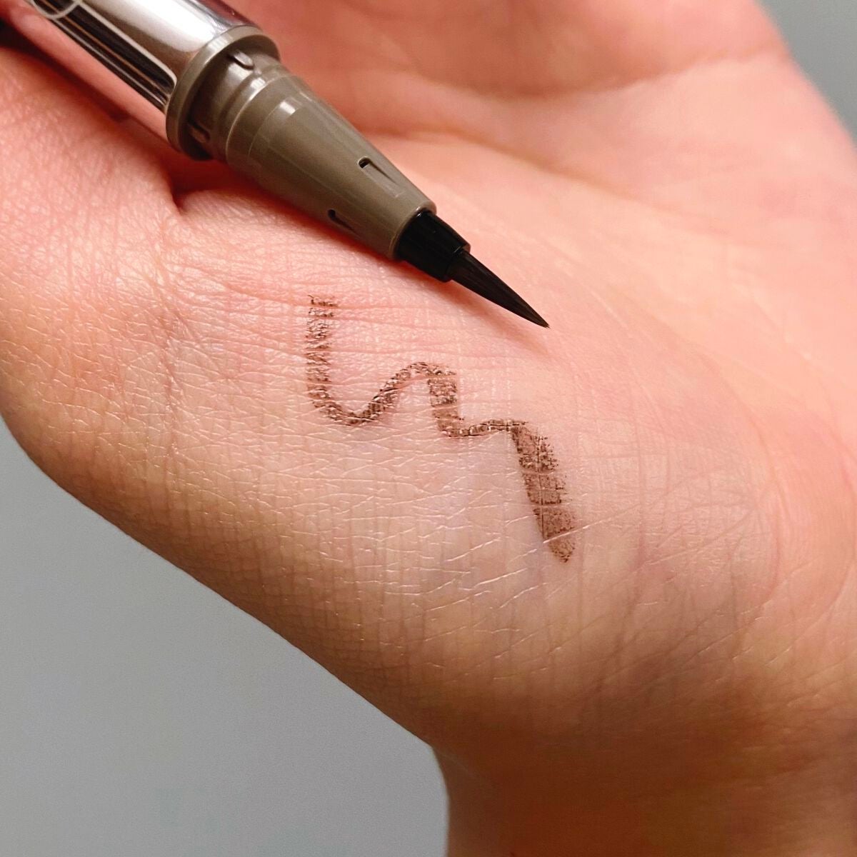 リキッドアイライナーR4/ラブ・ライナー/リキッドアイライナーを使ったクチコミ(2枚目)