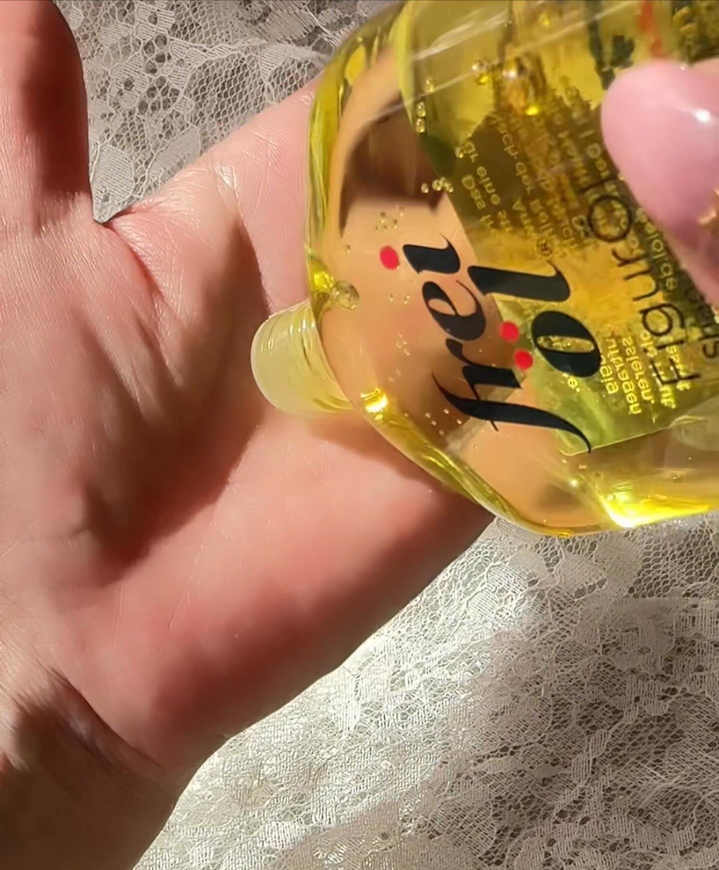 シェイピングオイル（Shaping Oil）/フレイオイル（freioil）/ボディオイルを使ったクチコミ（2枚目）