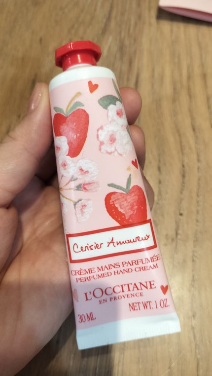 チェリーストロベリー ハンドクリーム /L'OCCITANE/ハンドクリームを使ったクチコミ(1枚目)