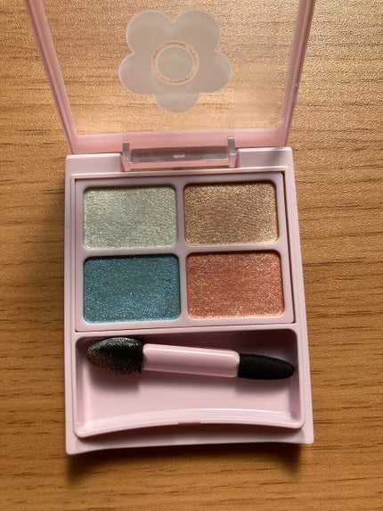 デイジードール アイカラー パレット/DAISY DOLL by MARY QUANT/アイシャドウパレットを使ったクチコミ(2枚目)