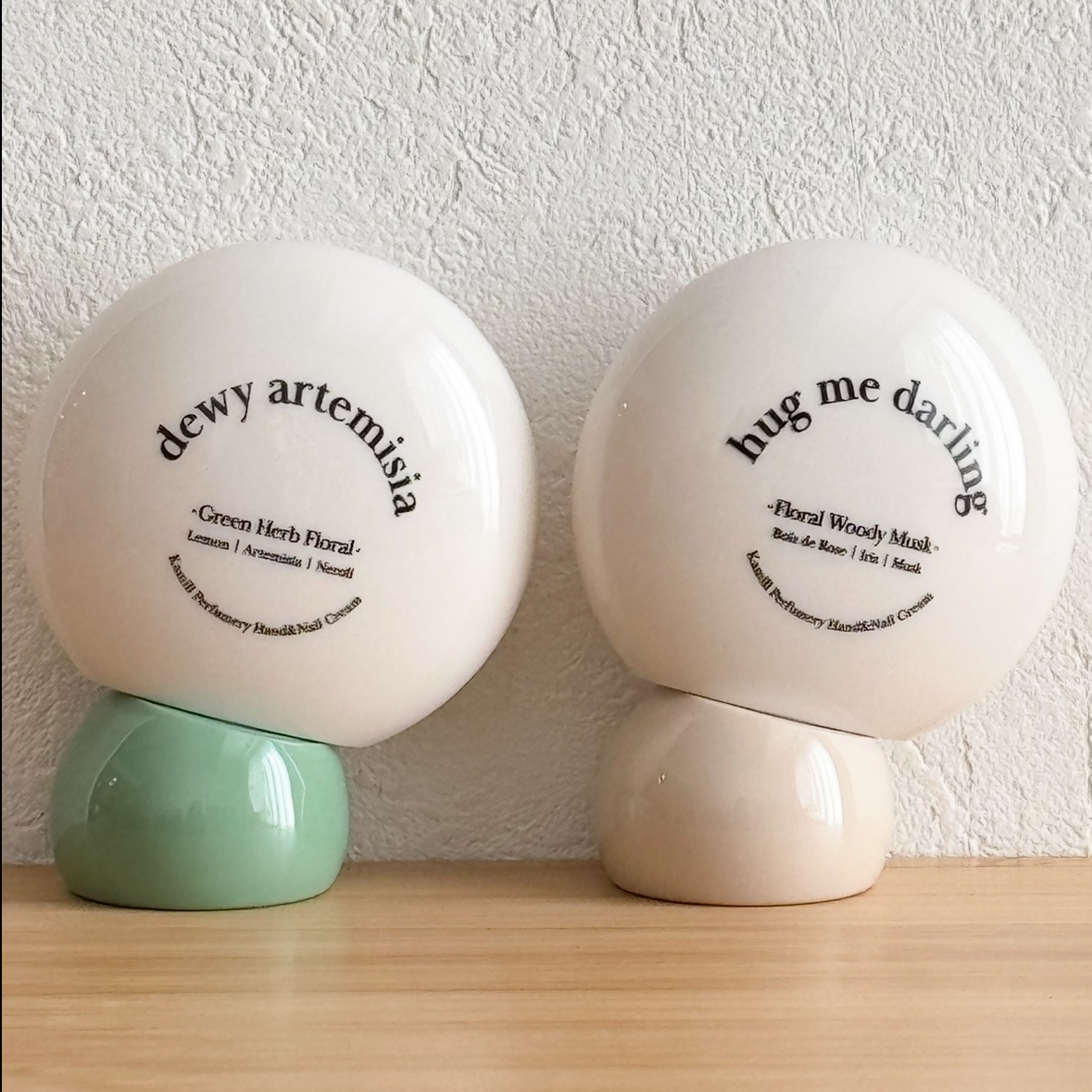 パフューマリー ハンド＆ネイルクリーム デューイアルテミシア 50ml/カミール/ハンドクリームを使ったクチコミ（2枚目）