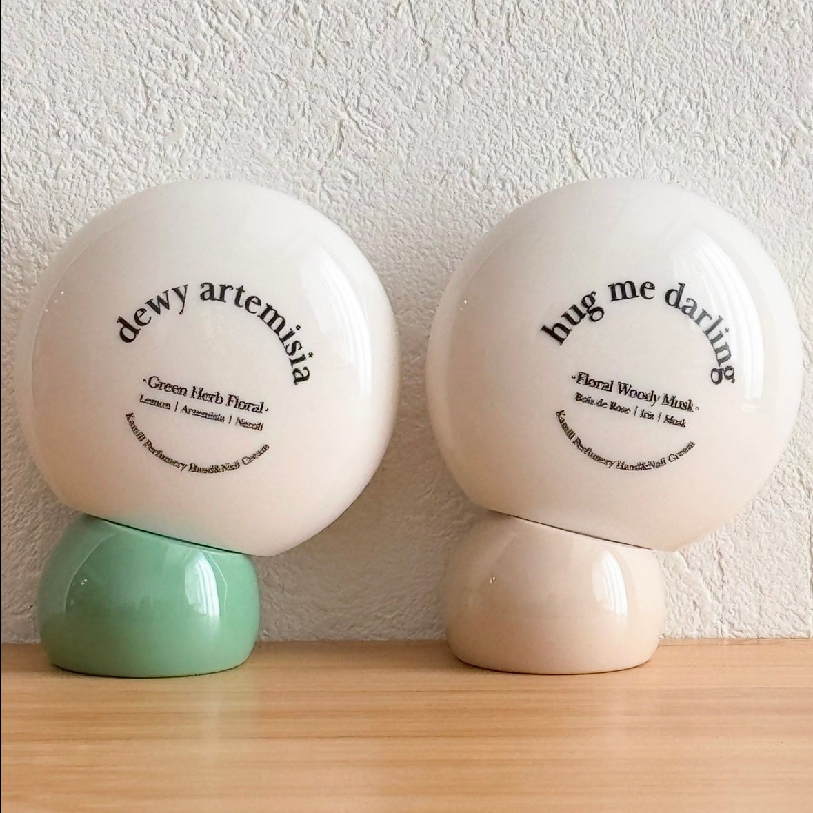 パフューマリー ハンド&ネイルクリーム デューイアルテミシア 50ml/カミール/ハンドクリームを使ったクチコミ(2枚目)