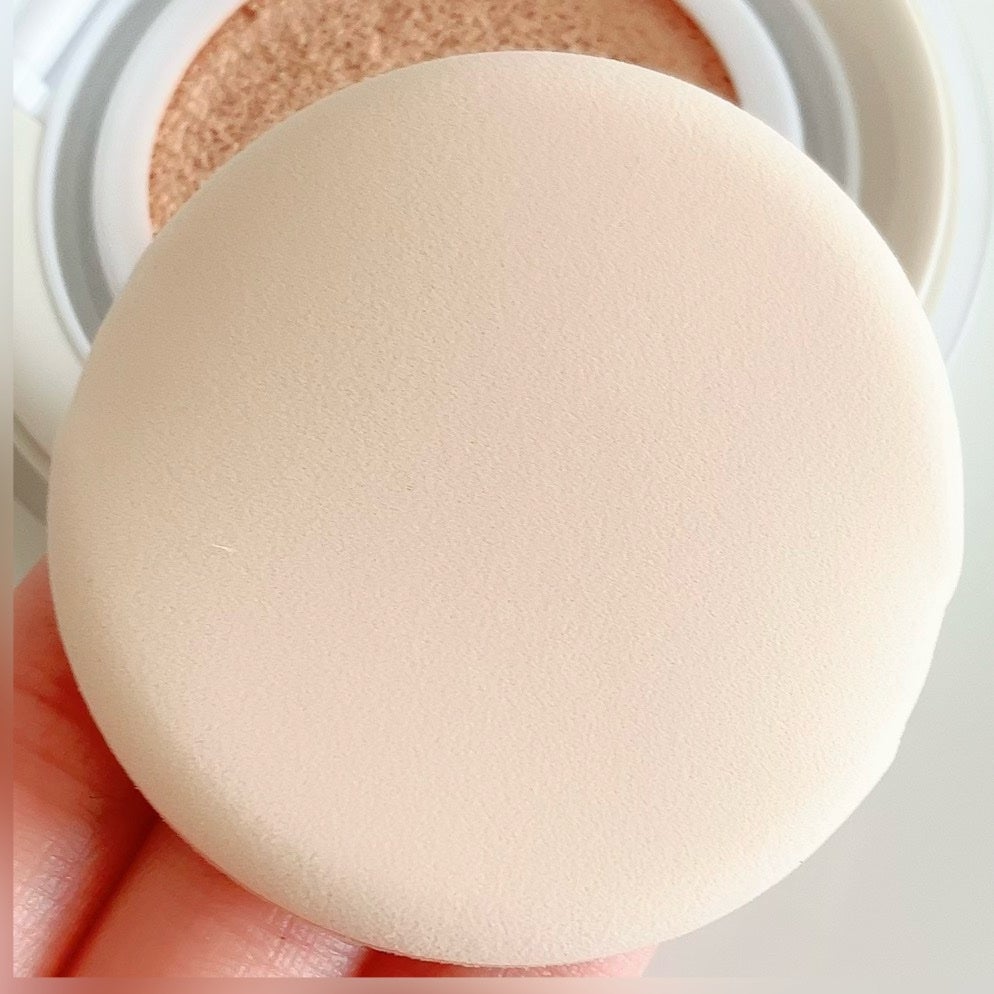 カーミンググロウアップクッションファンデーション/favs/リキッドファンデーションを使ったクチコミ(2枚目)