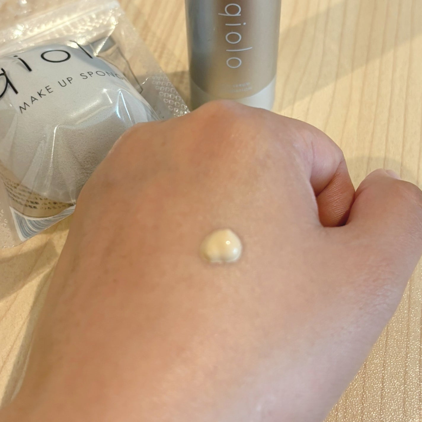 スキンセラムファンデーション/qiolo/リキッドファンデーションを使ったクチコミ(2枚目)