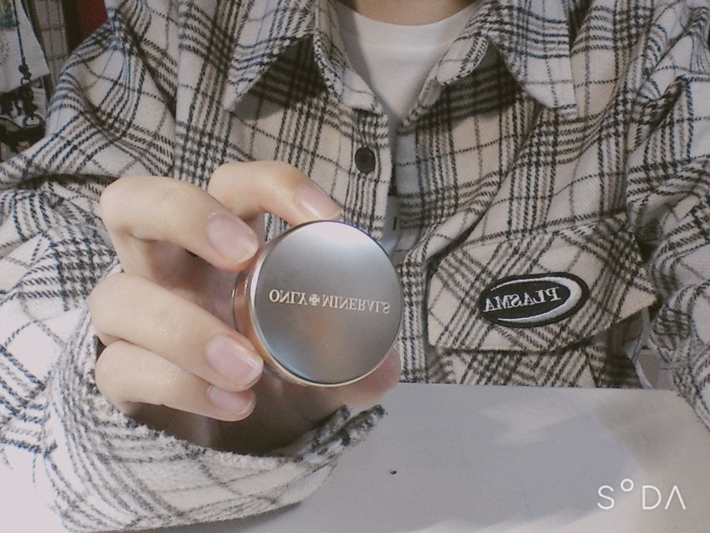 ミネラルピグメント/ONLY MINERALS/単色アイシャドウを使ったクチコミ(1枚目)