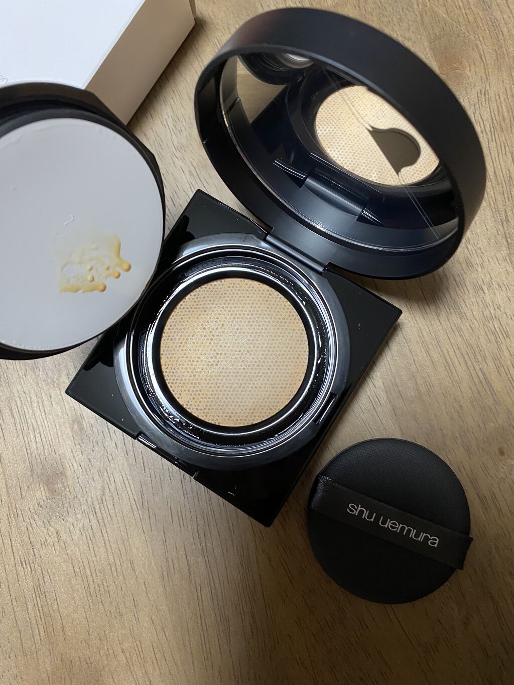 アンリミテッド ラスティング クッション 574/shu uemura/クッションファンデーションを使ったクチコミ（2枚目）