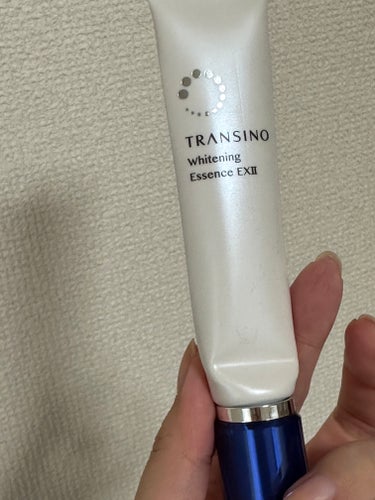 トランシーノ 薬用ホワイトニングエッセンスEXIIのクチコミ「⭐️購入理由⭐️
美白ケアはずっとしているのですが、いつも決まったものを使っているんですがたま.....」（1枚目）