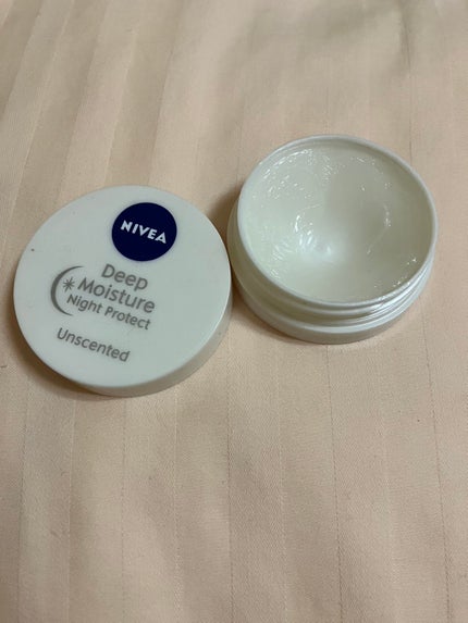 ディープモイスチャーナイトプロテクト 無香料/ニベア/リップマスクを使ったクチコミ(1枚目)