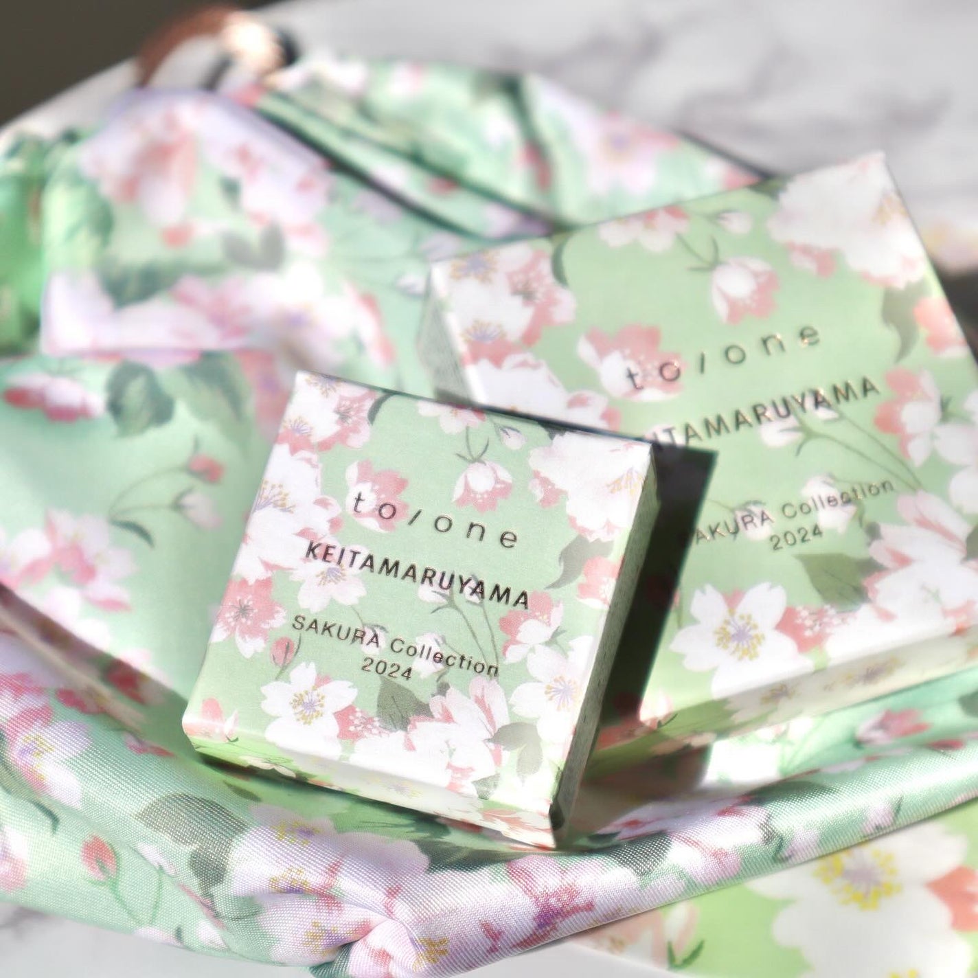 ペタル フロート アイシャドウ/to/one/アイシャドウパレットを使ったクチコミ(9枚目)