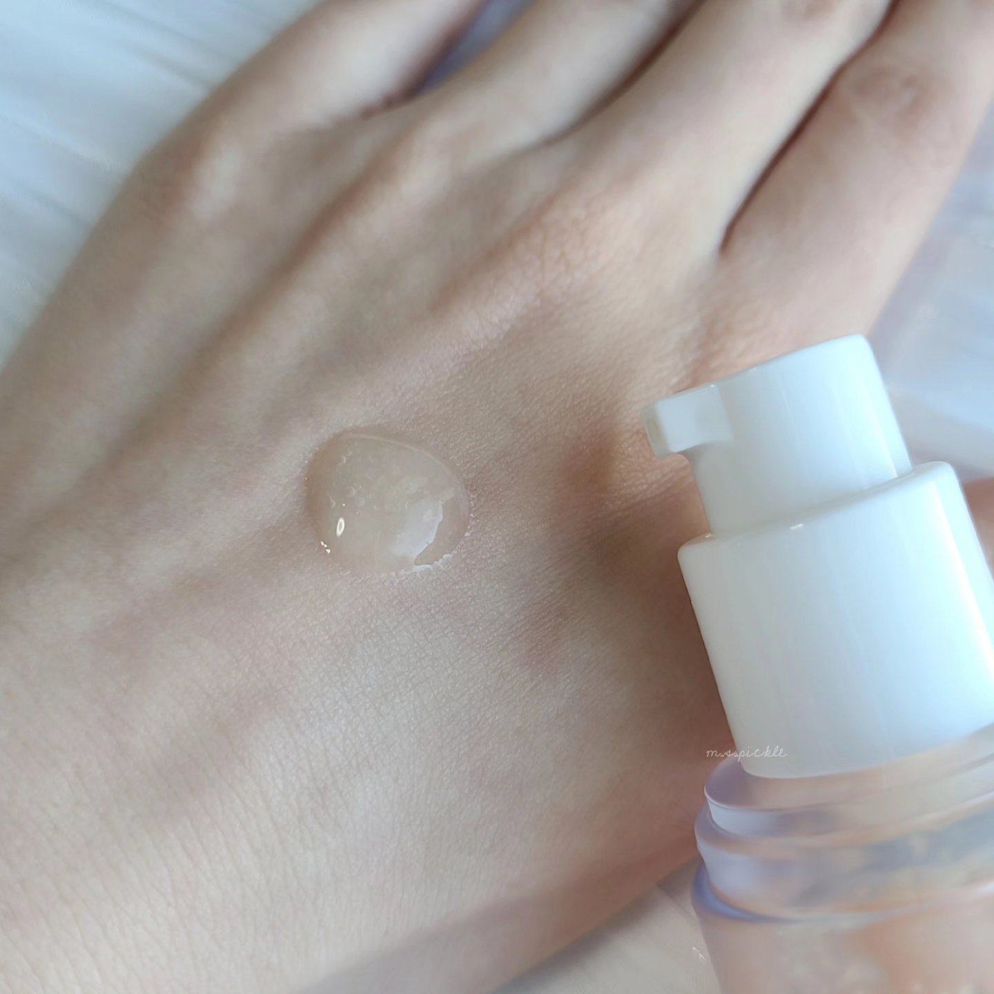 ハリケアコラーゲンサンセラム/VELY VELY/日焼け止めジェルを使ったクチコミ（2枚目）