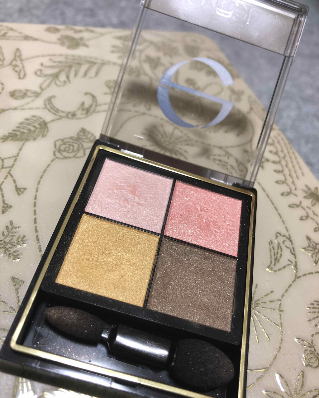 リアルクローズシャドウ/excel/アイシャドウパレットを使ったクチコミ(2枚目)