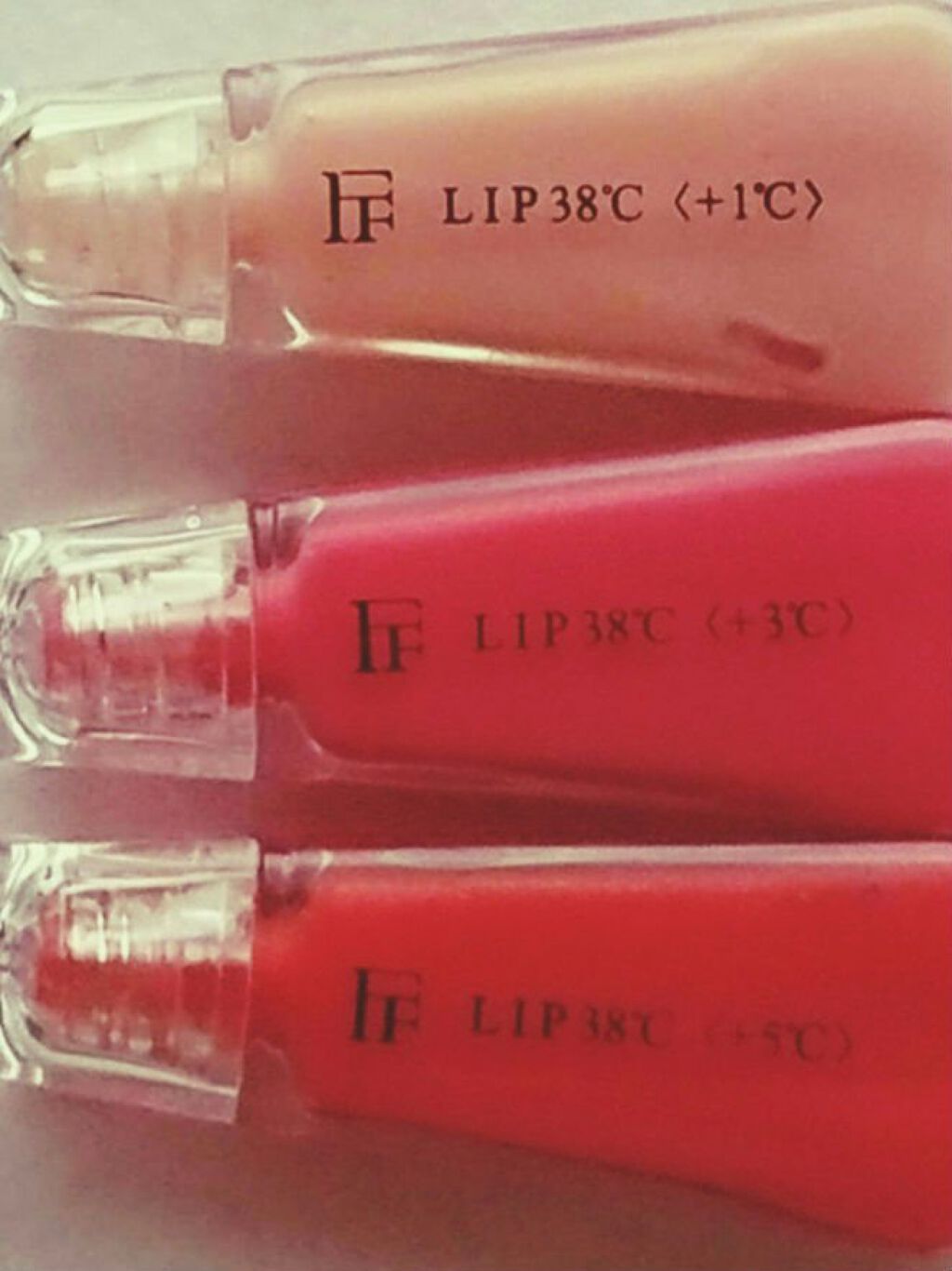 38°C / 99°F リップトリートメント (リップ美容液)/UZU BY FLOWFUSHI/リップケアを使ったクチコミ(2枚目)