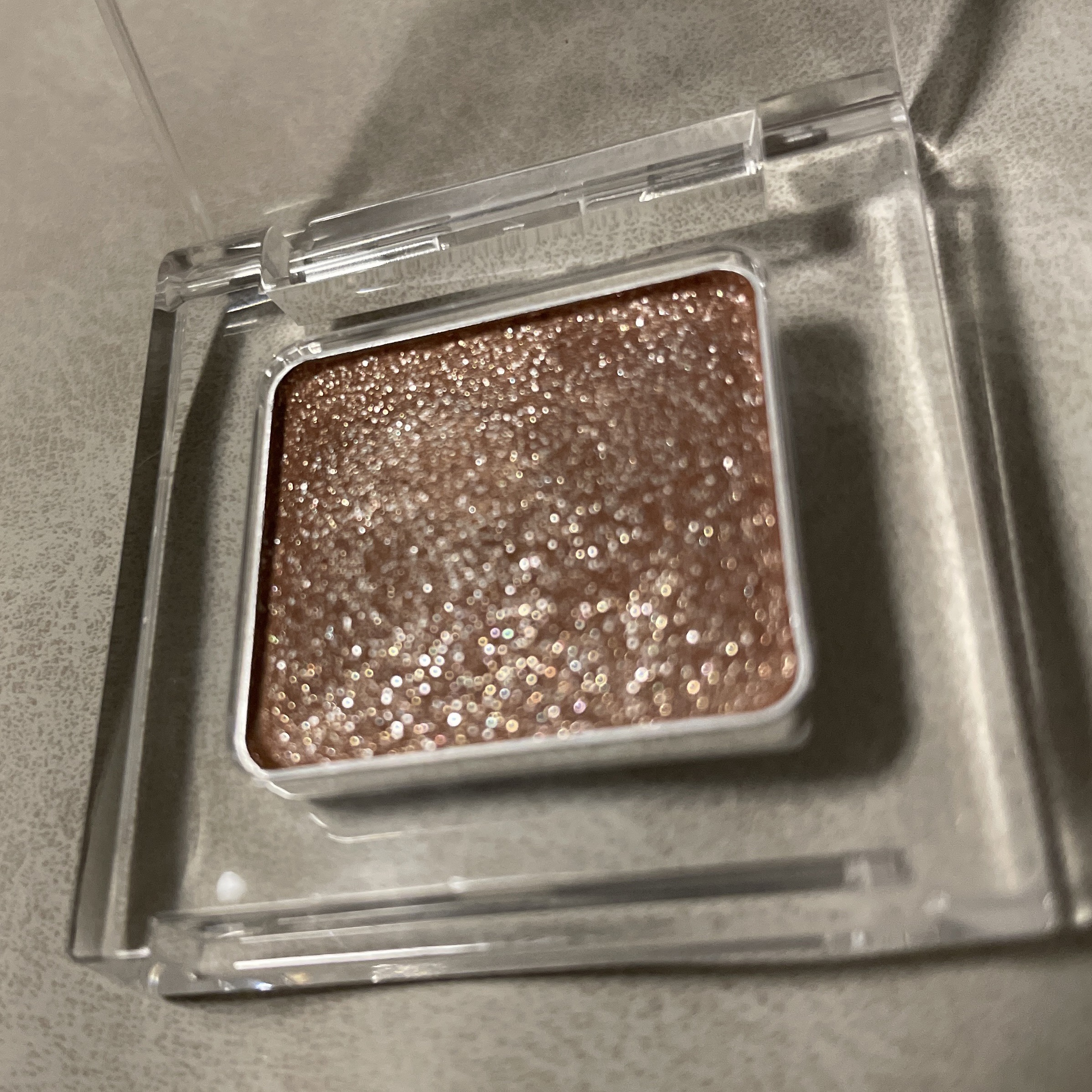 うるみオンアイズ 01 クリスタルシャンパン/muice/単色アイシャドウを使ったクチコミ（2枚目）